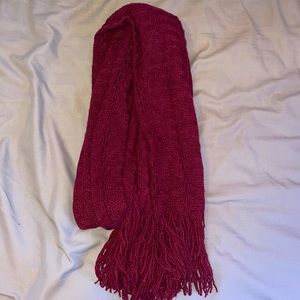 29 Palms Burgundy knitted scarf